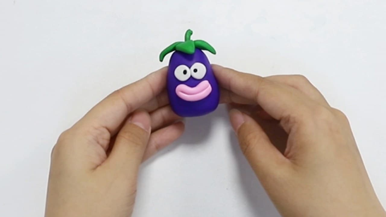 Vrolijke aubergine